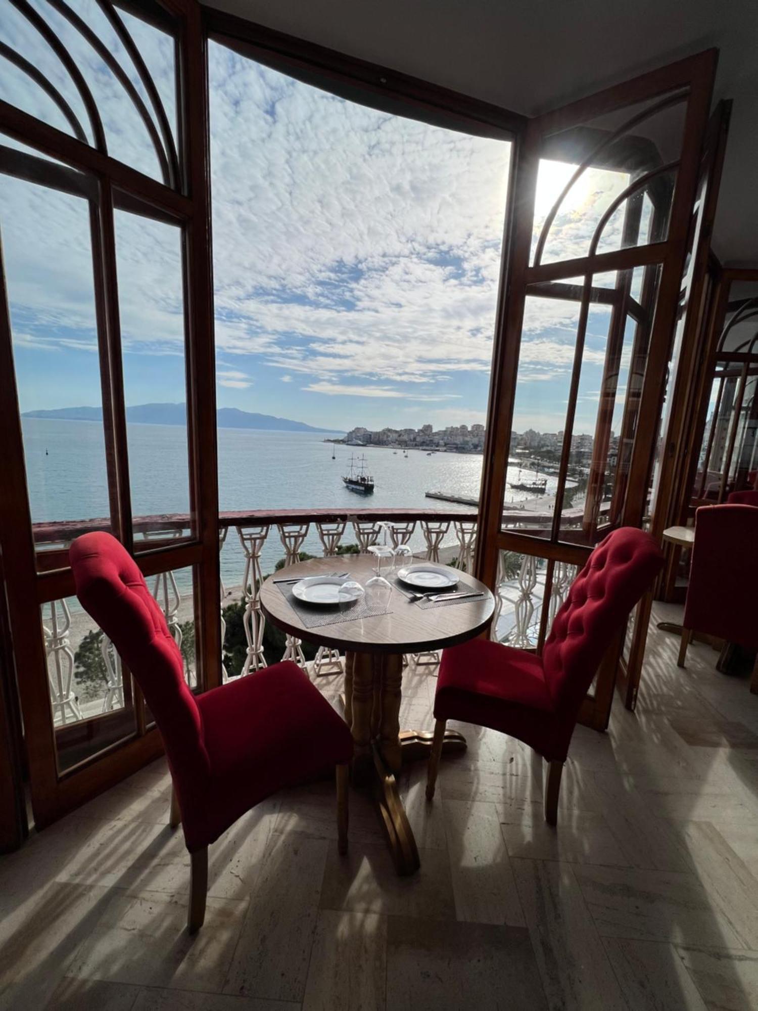 Monte Cristo Hotel With Rooftop Pool Sarande Luaran gambar
