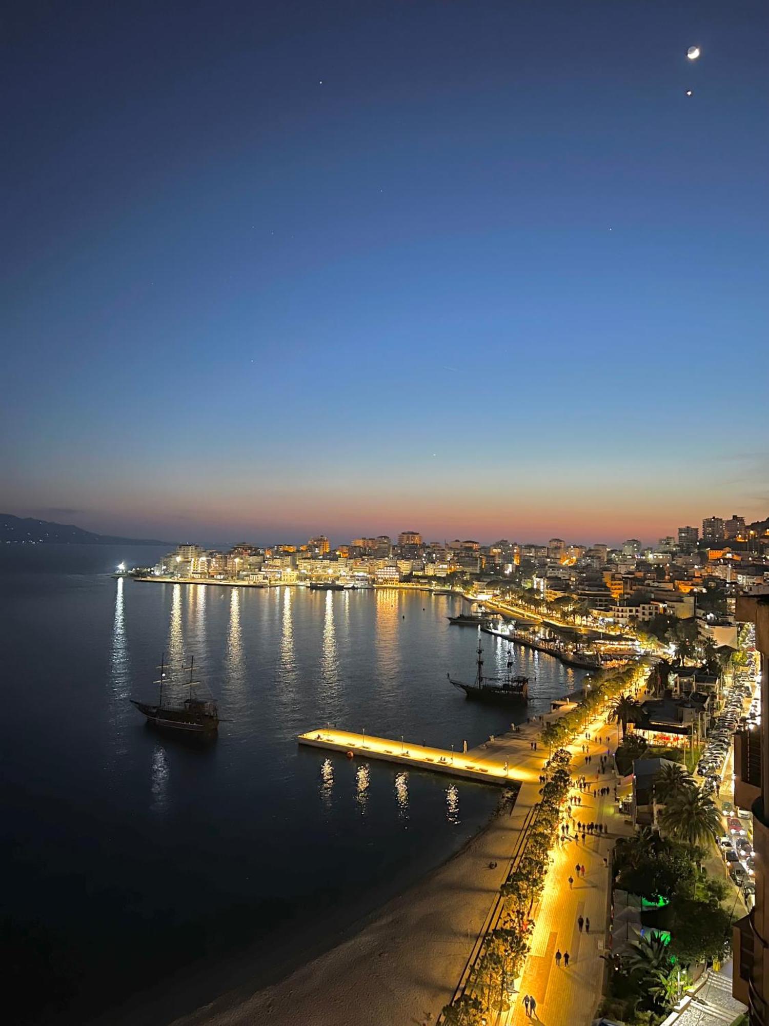 Monte Cristo Hotel With Rooftop Pool Sarande Luaran gambar