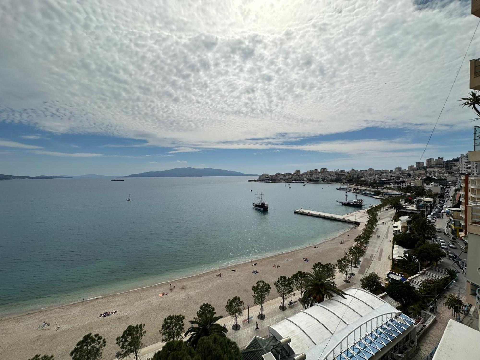 Monte Cristo Hotel With Rooftop Pool Sarande Luaran gambar
